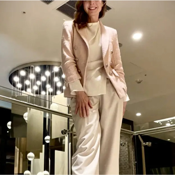 A.L.C White Career Top SIZE 6 Work Blouse Designer Professional Shell $375 - Picture 6 of 11